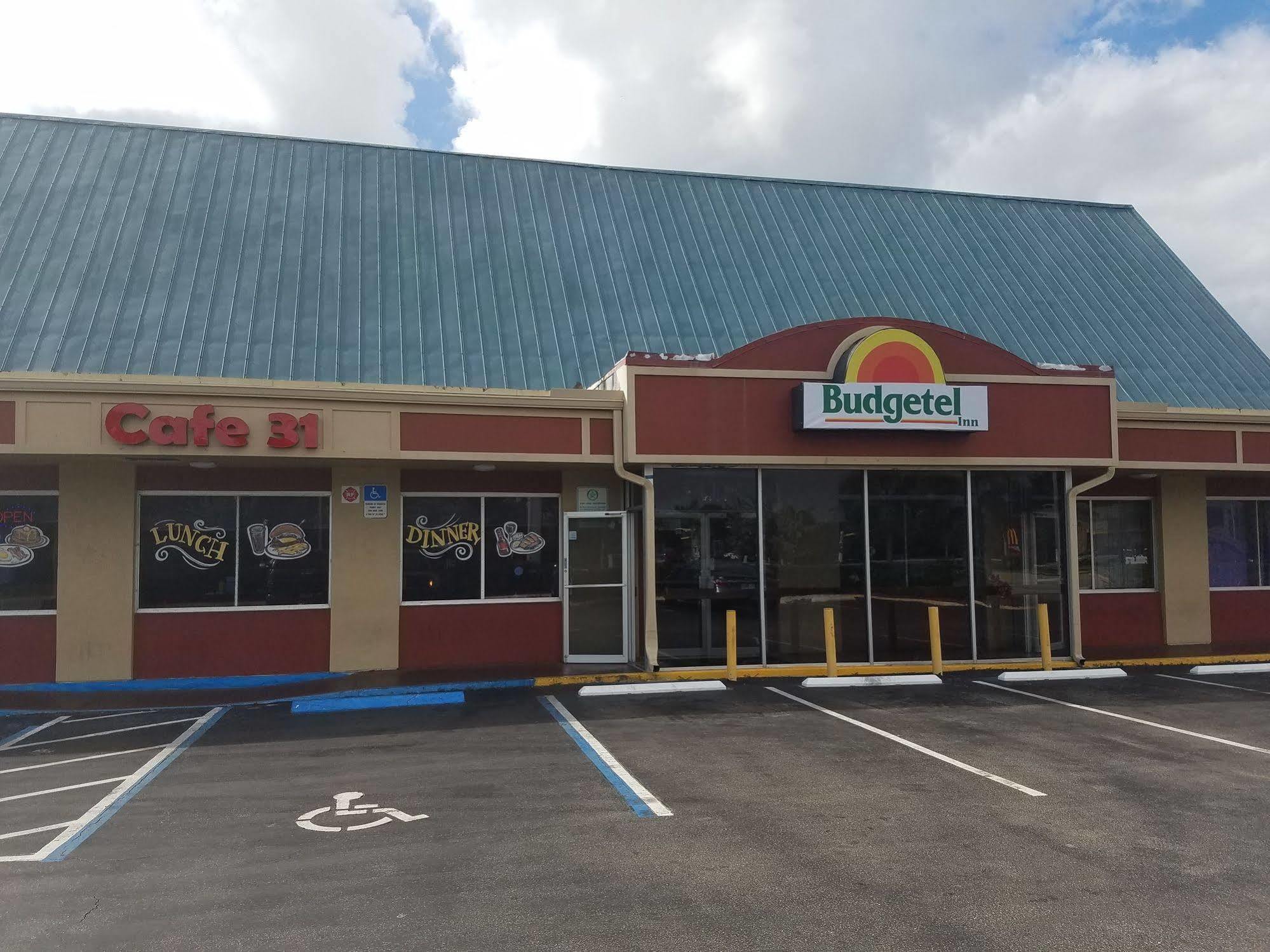 Budgetel Inn Pompano Beach Exterior photo