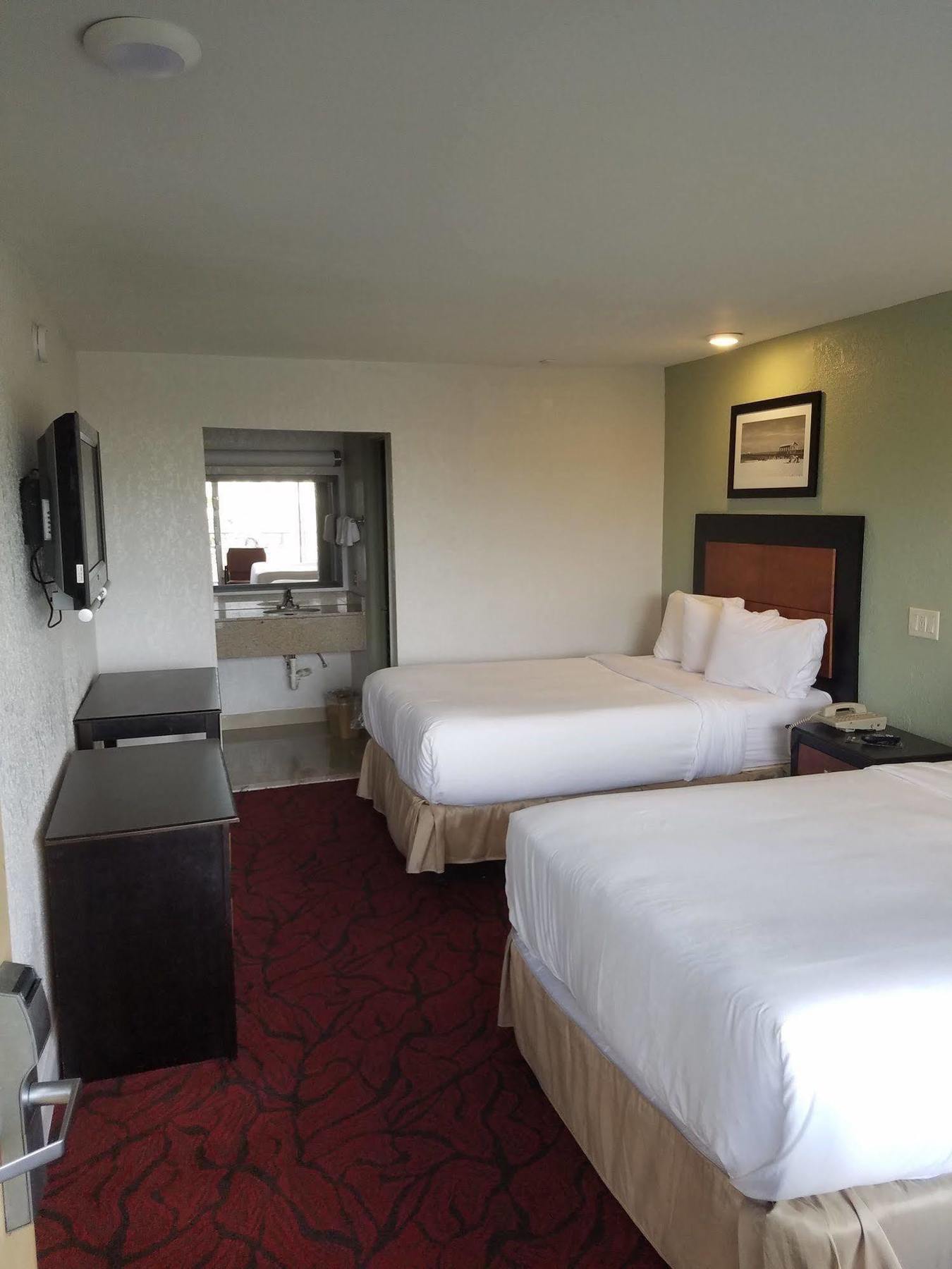 Budgetel Inn Pompano Beach Exterior photo
