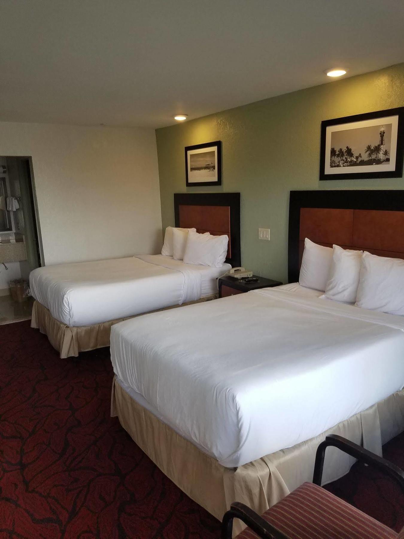 Budgetel Inn Pompano Beach Exterior photo